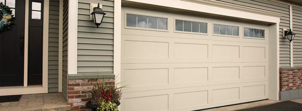 Shaker XL, 16’ x 8’, Desert Sand, 4 vertical lite Orion windows